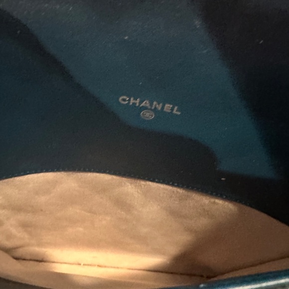 Chanel pouch - Picture 5 of 6
